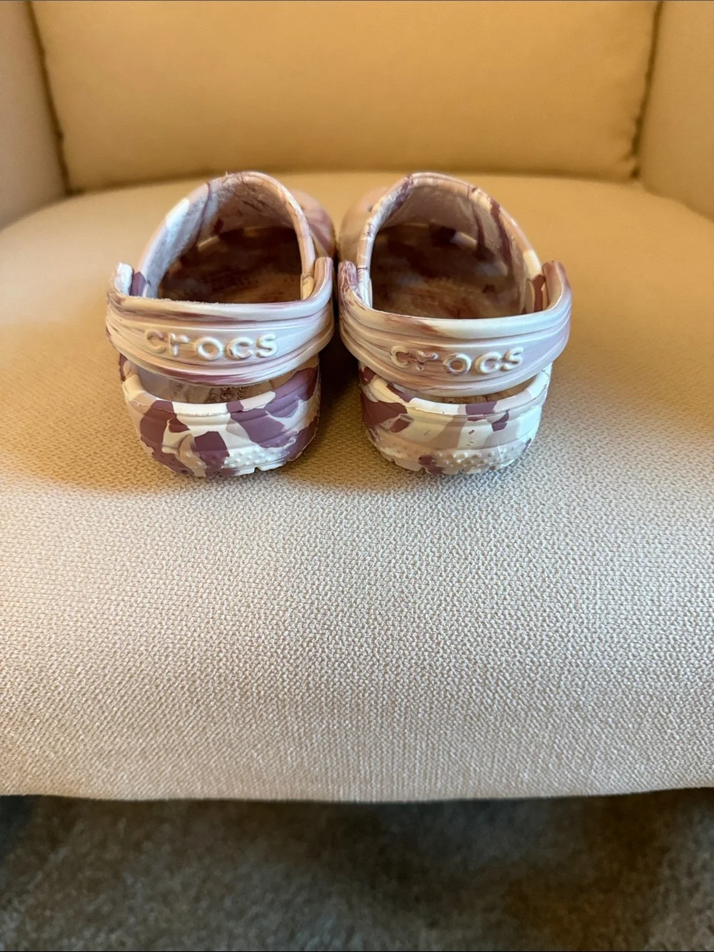 Kids Crocs in Light Pink, White and Mauve Marble Pattern